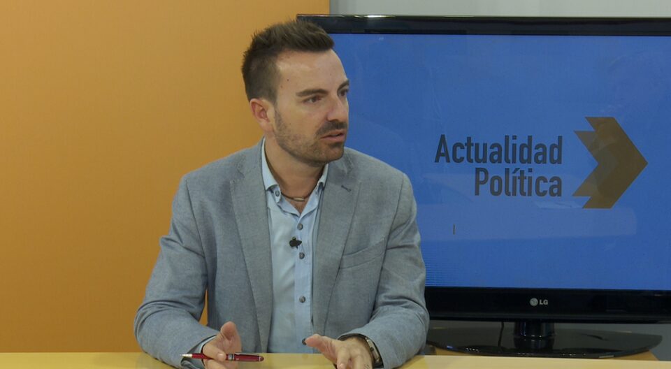 Programa "Actualidad Política" con el edil eldense