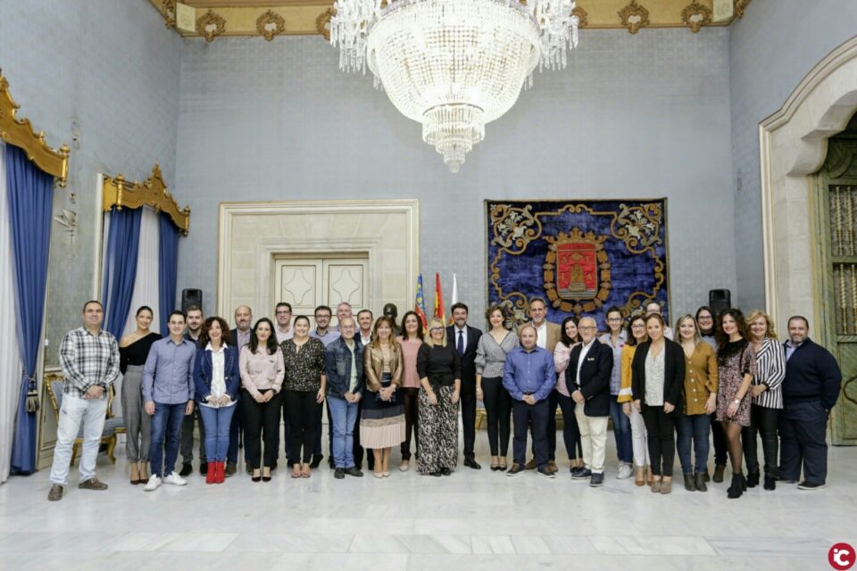 Recepción de los nuevos integrantes de la nueva Federación de les Fogueres de Sant Joan