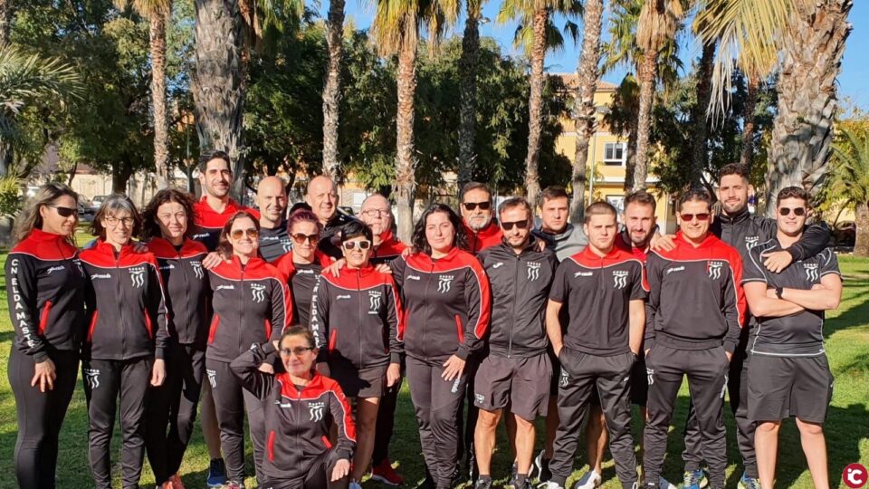 El Club Natación Elda Master-Grupo CS obtiene 8 oros