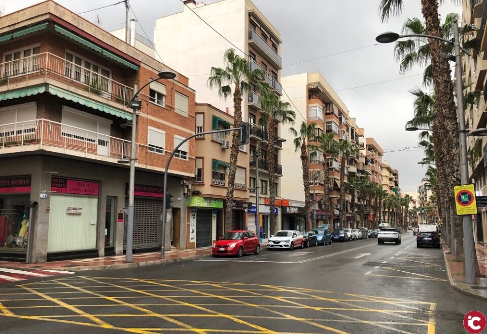 La Policía Local de San Vicente detiene a la primera persona por no cumplir con las medidas del estado de alarma