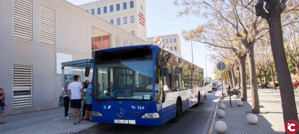 El Campello pide a la Generalitat que amplíe inmediatamente los horarios del autobús que enlaza con el Hospital de San Juan para que los sanitarios puedan ir a trabajar