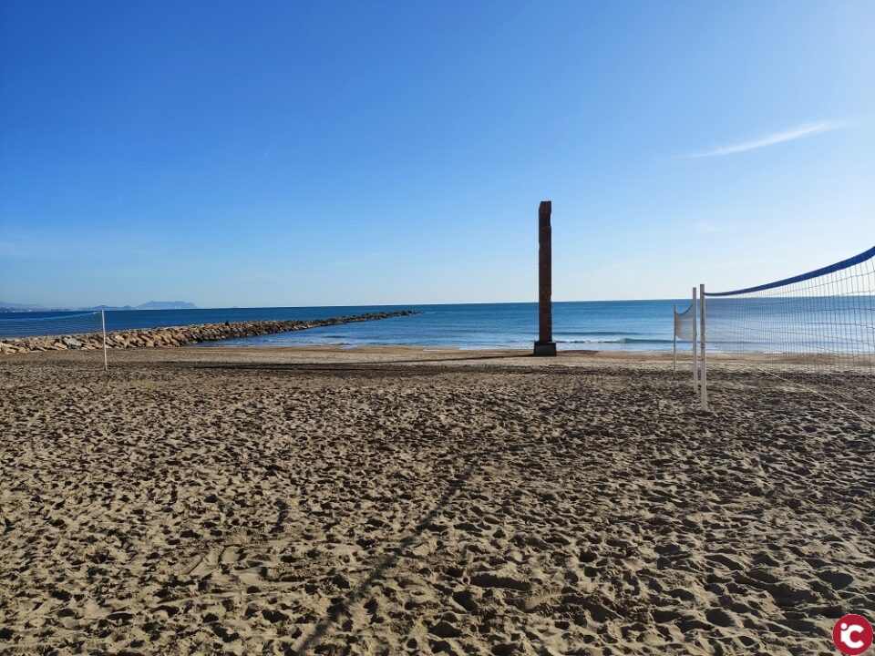 Las playas de El Campello abrirán desde mañana exclusivamente para el paseo de menores de hasta 14 años