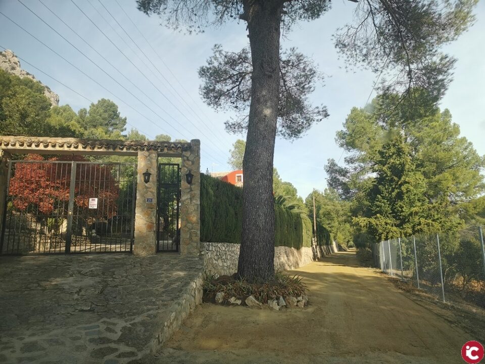 Inicio de las obras de rehabilitación de varios caminos en el término municipal de Muro