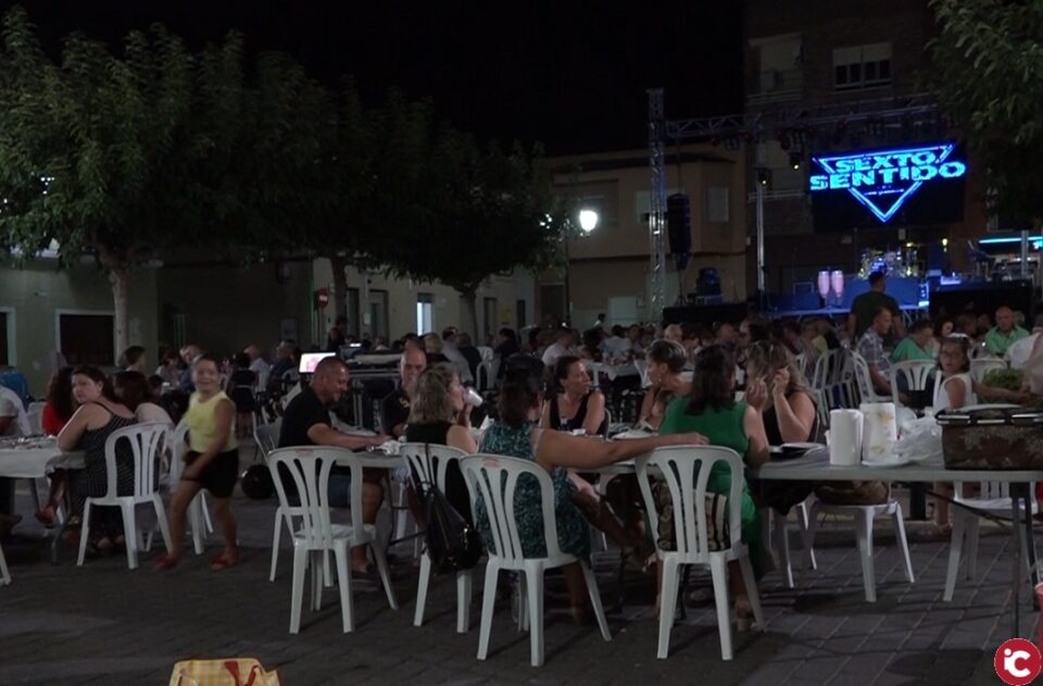 Salinas celebró su tradicional "Cena de Verano"