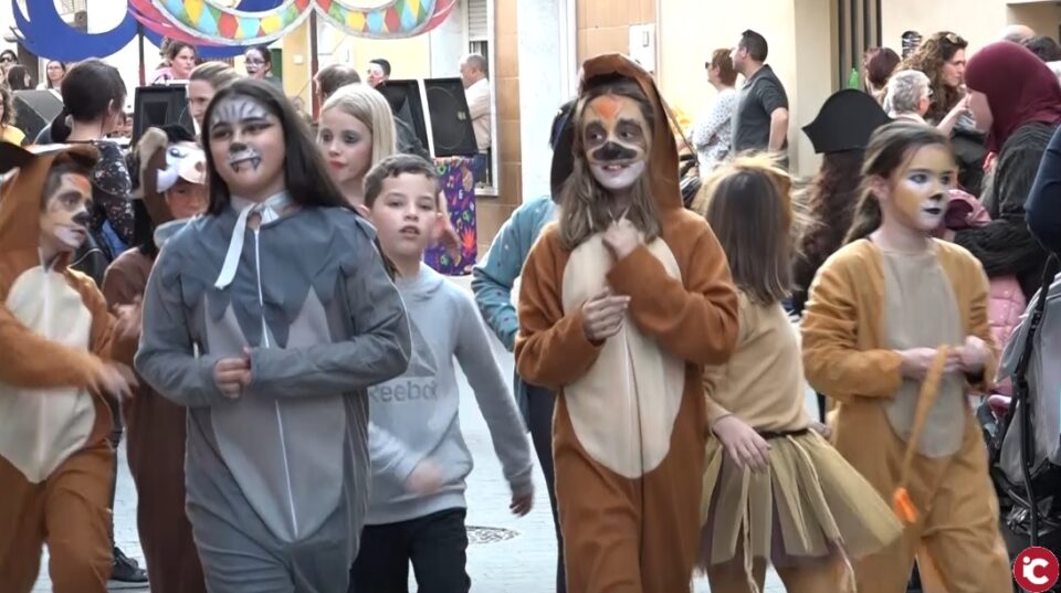 Así ha sido el alegre Carnaval Infantil de Muro