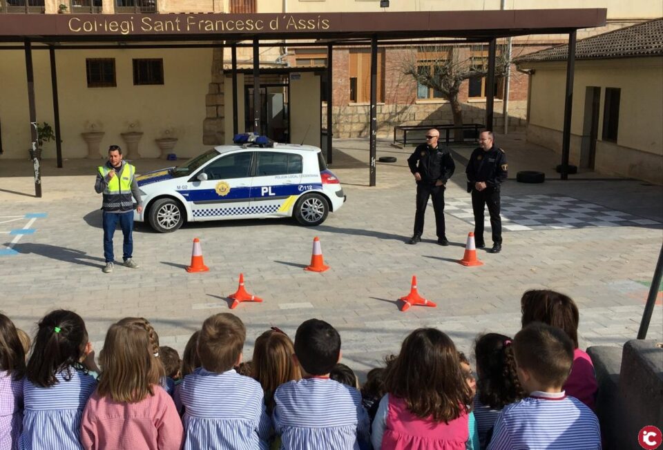 L'Ajuntament de Cocentaina i la Policia Local col·laboren en la formació de més de 800 escolars en educació viària