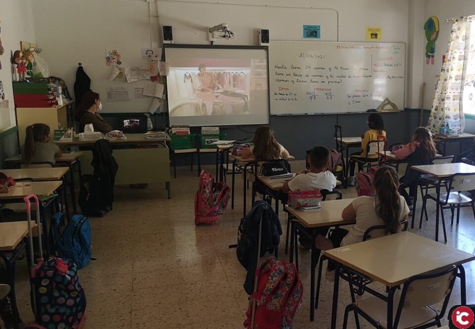 El Ayuntamiento organiza diferentes actividades de concienciación ambiental enfocadas en el reciclaje y la reutilización