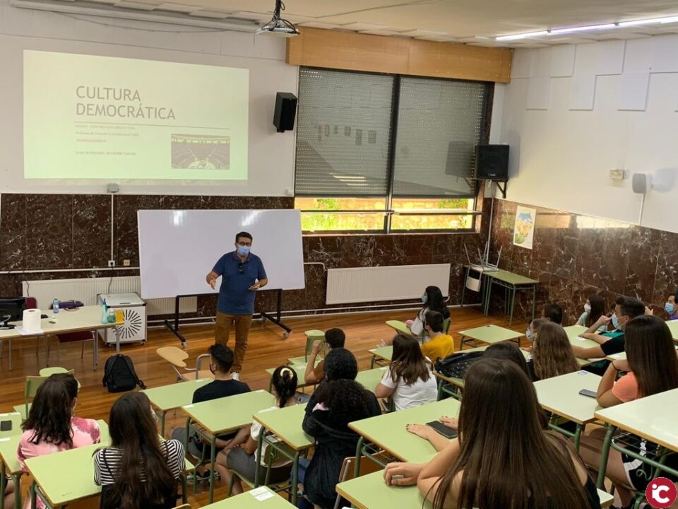 L'alumnat de Castalla participa en tallers dins del Pla Municipal dInfància i Adolescència