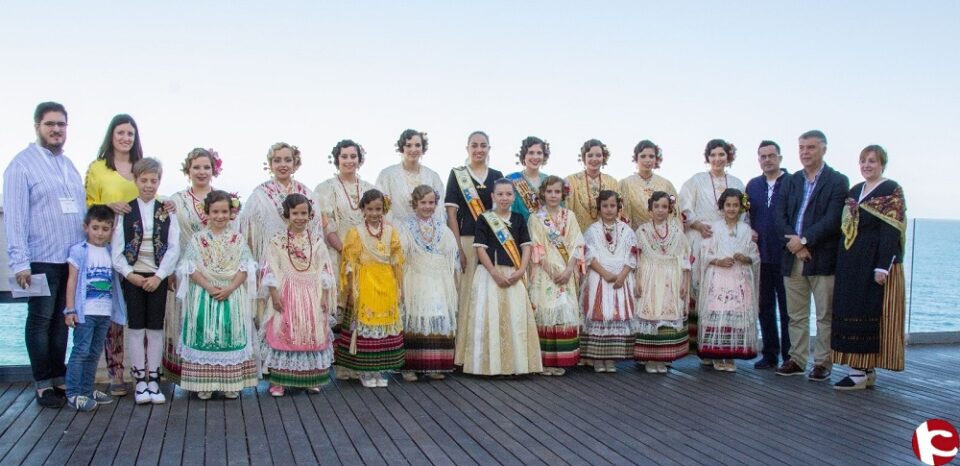 Les futures Dames i Reines de monòver passen unes jornades de convivència a benidorm