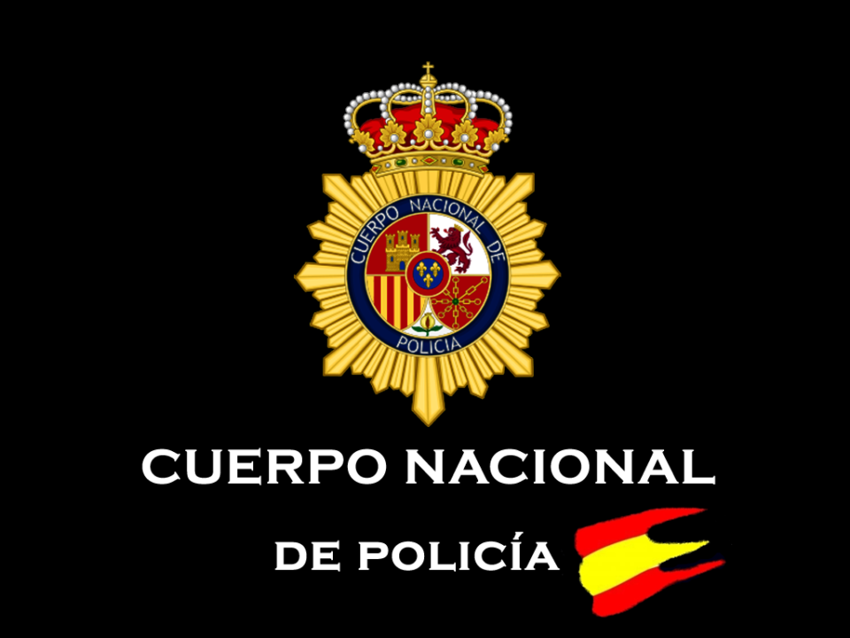 La Policía Nacional ha detenido en Alcoy a una persona por un delito de robo con fuerza en un domicilio en el que se encontraban sus moradores en el interior