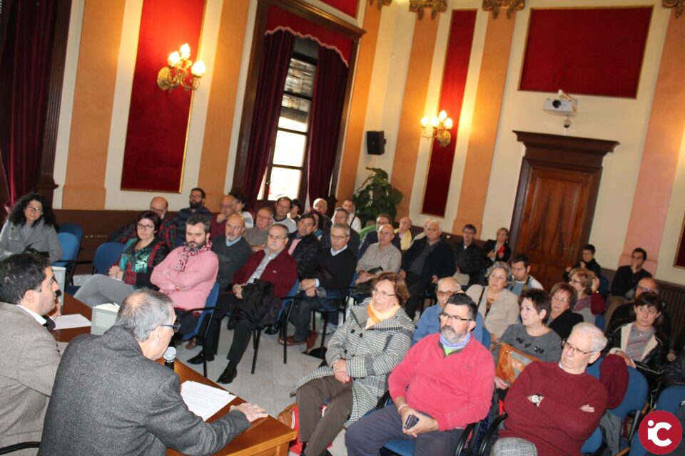 Es presenta el llibre «Tiempo de sombras: la represión en Alcoi desde la Guerra Civil a los años 70»