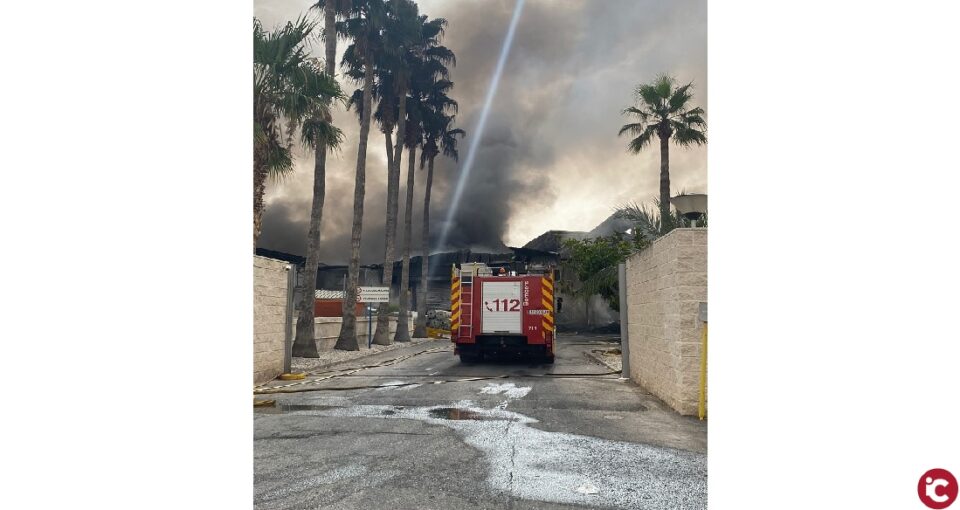 El Ayuntamiento de San Vicente del Raspeig agradece la gran labor ejercida por todos los efectivos ante el incendio del Polígono Canastell