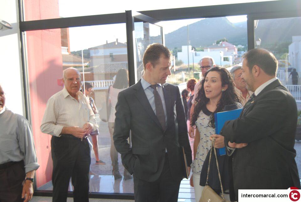 El director general de Ordenación y Centros Docentes explica en Salinas las medidas de ajuste de la Generalitat