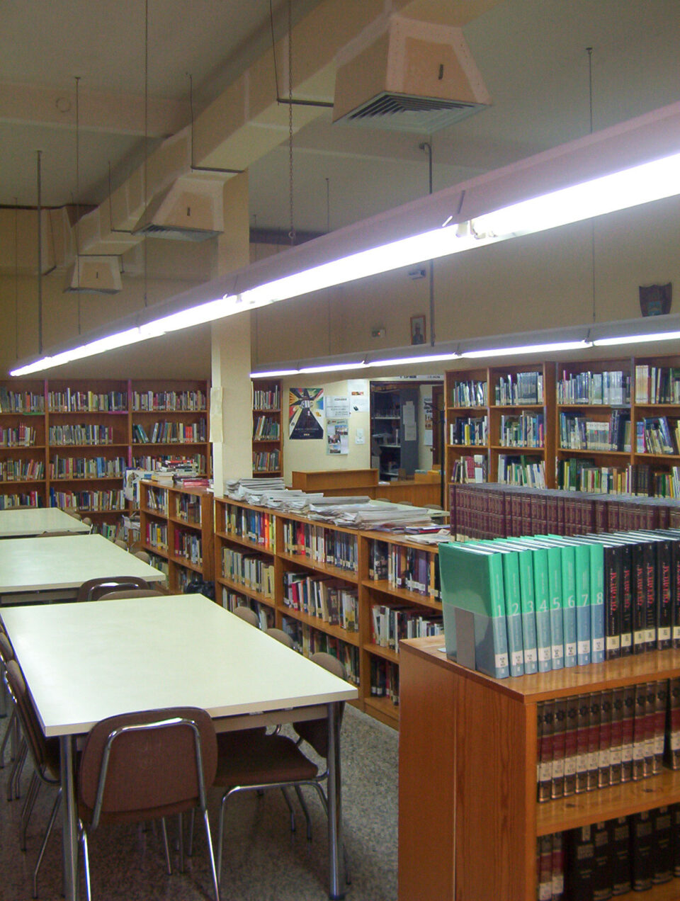 La Concejalía de Educación junto con la Biblioteca Pública Municipal José Azuar