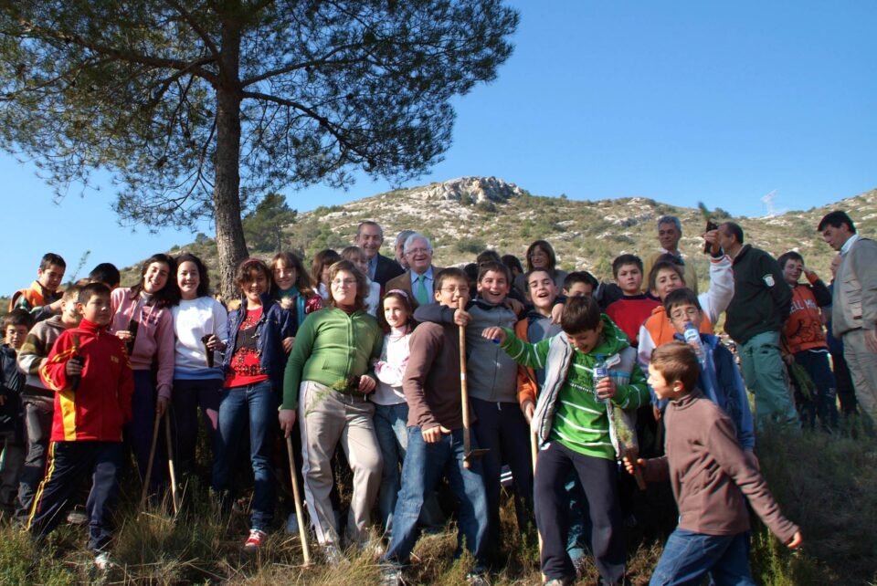 García Antón anuncia la plantación de cerca de 5.000.000 de árboles este año