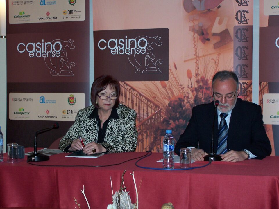 Conferencia Empresarial Vivencias de una mujer trabajadora en los salones del Casino Eldense