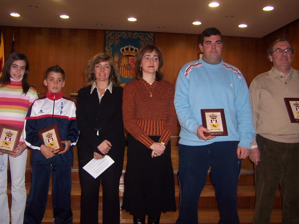 Recepción a cuatro deportistas ibenses campeones o subcampeones de España durante el 2005