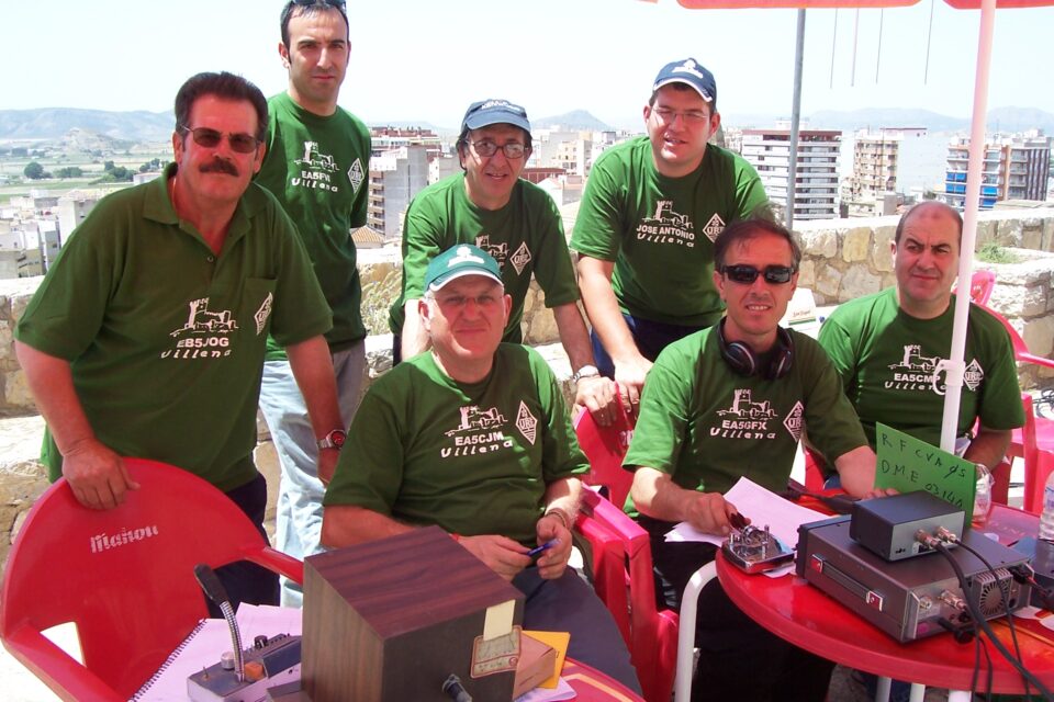 Gran aceptación en los contactos de los radioaficionados desde el Castillo de La Atalaya