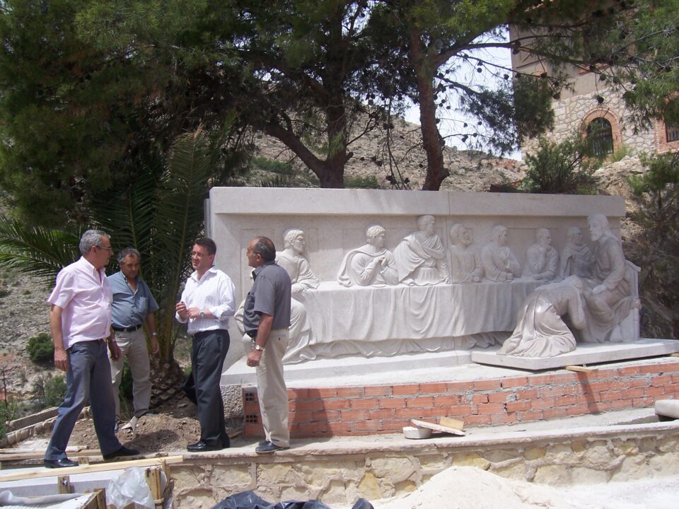 Una donación enriquece el patrimonio de La Mola con una magna escultura de La Magdalena