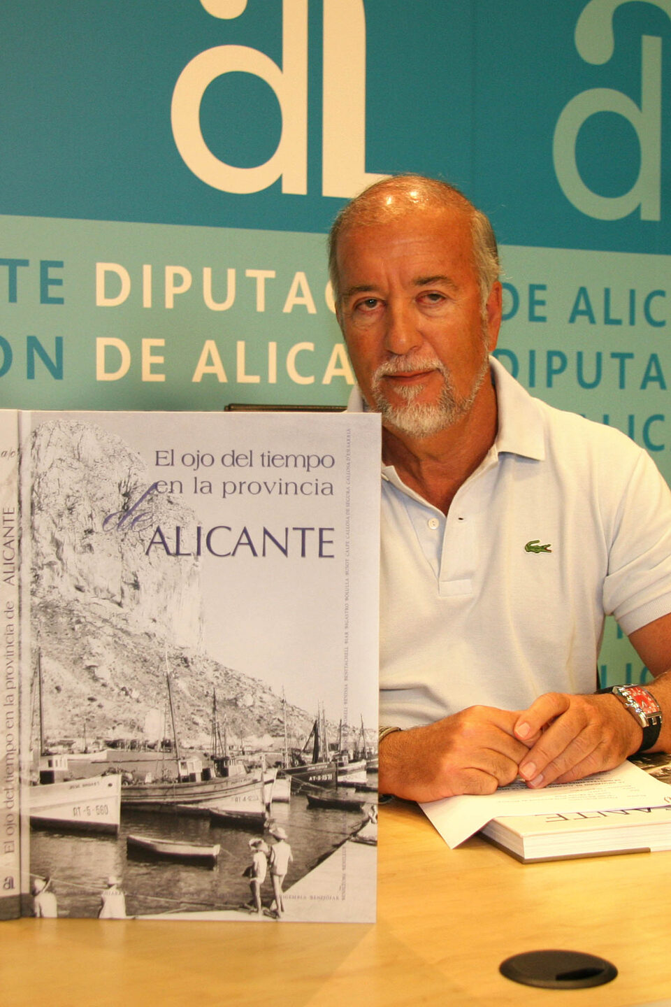 LA DIPUTACIÓN RECUPERA LA MEMORIA HISTÓRICA DE LOS MUNICIPIOS ALICANTINOS EN UN LIBRO DE FOTOGRAFÍAS DE LOS SIGLOS XIX Y XX