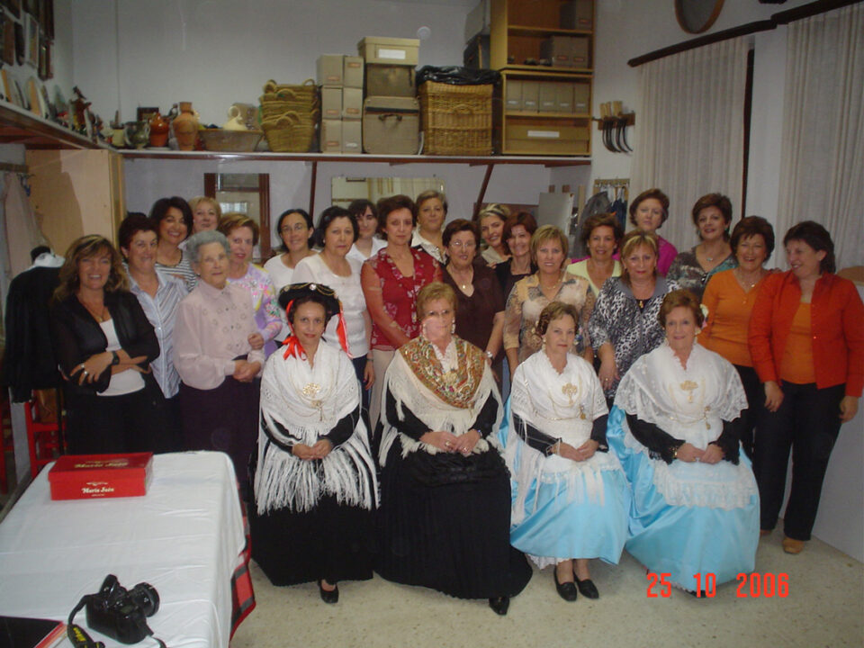 Entrega de diplomas para el curso Peinar